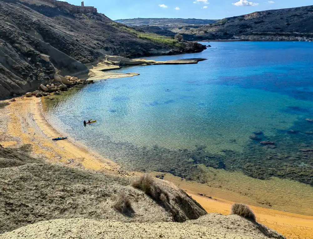 Qarraba Bay