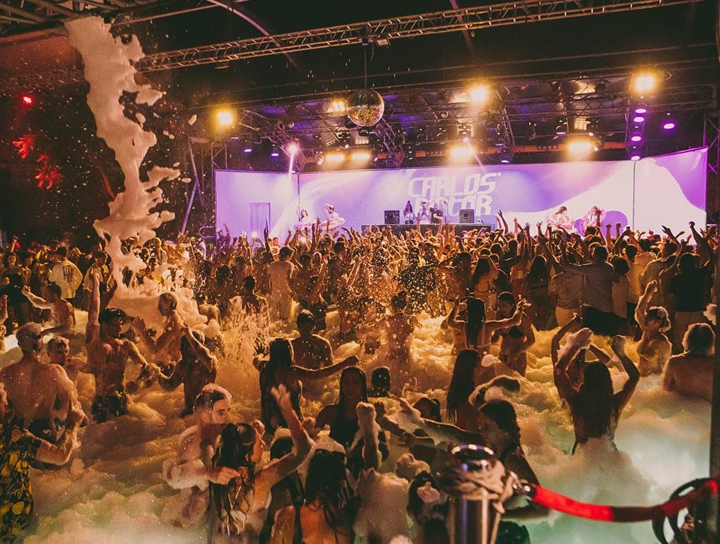FLIRT Foam Party